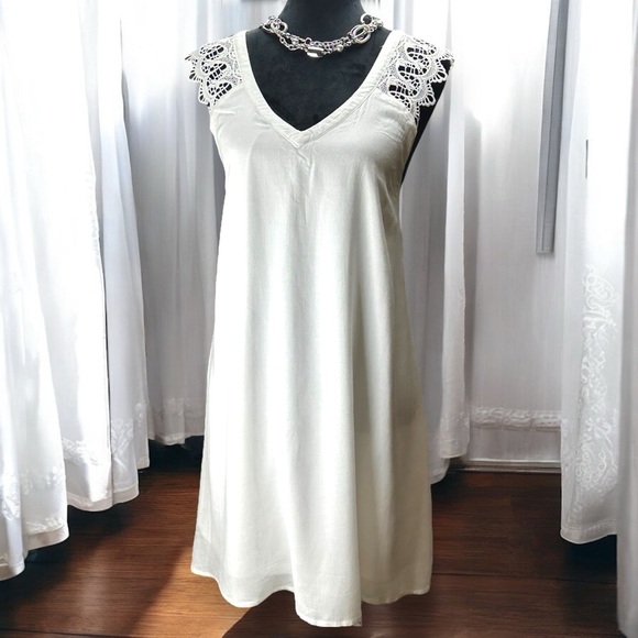 Love Riche Dresses & Skirts - Love riche lace crochet mini Slip dress size S White Laceup  Butterfly Whimsical